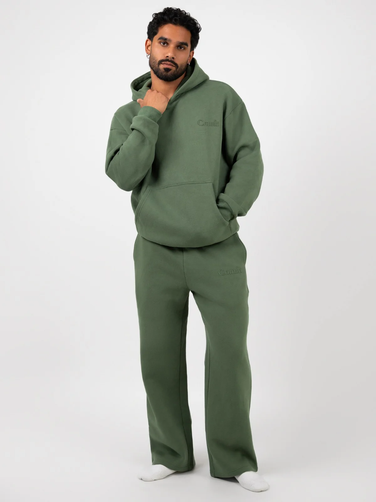 Minimalist Straight Leg Sweatpants 10 Minimalist Straight Leg Sweatpants