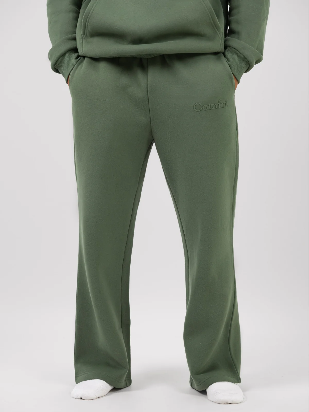 Minimalist Straight Leg Sweatpants 11 Minimalist Straight Leg Sweatpants