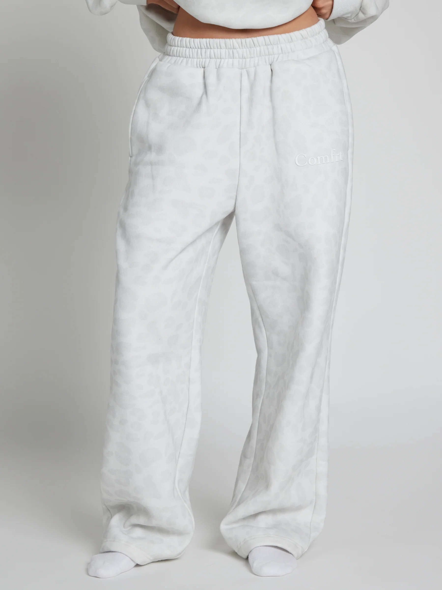 Minimalist Straight Leg Sweatpants 30 Minimalist Straight Leg Sweatpants