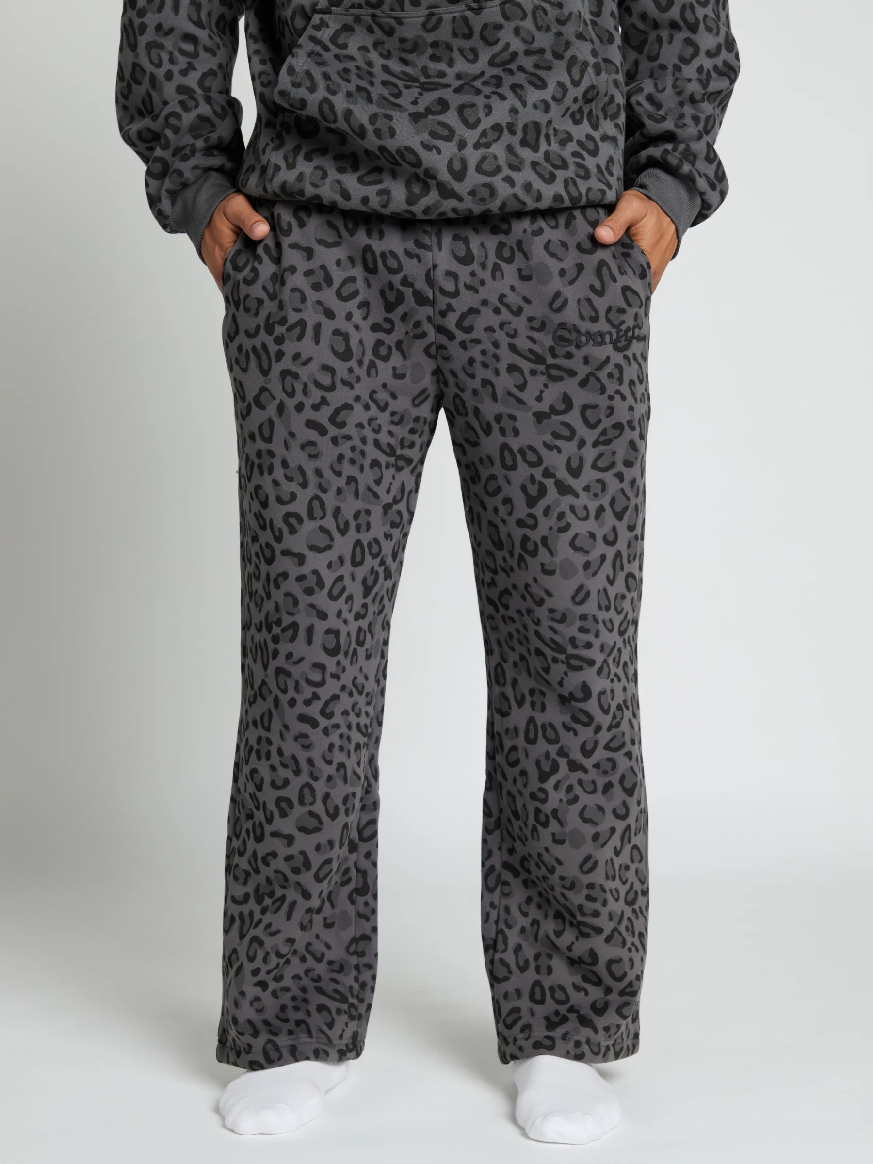 Minimalist Straight Leg Sweatpants 34 Minimalist Straight Leg Sweatpants