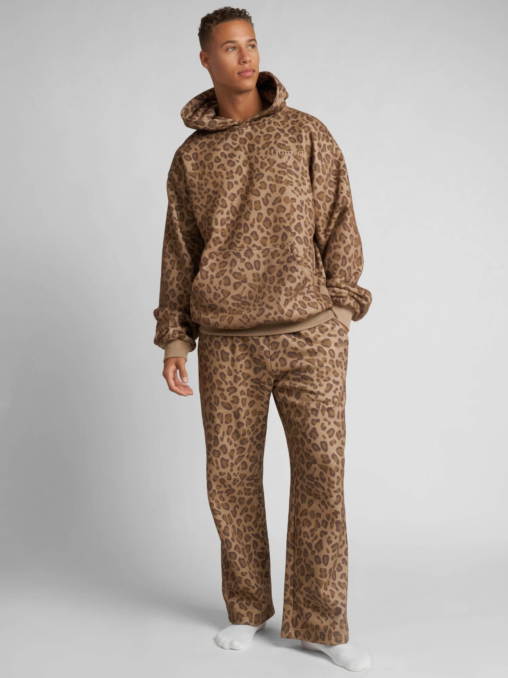 Minimalist Straight Leg Sweatpants 40 Minimalist Straight Leg Sweatpants