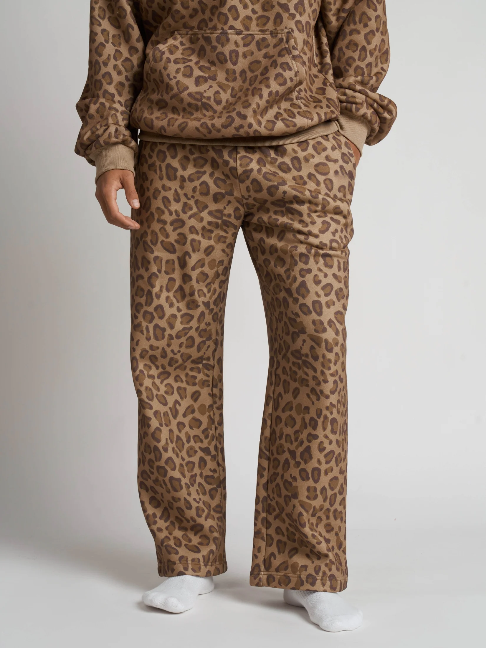 Minimalist Straight Leg Sweatpants 44 Minimalist Straight Leg Sweatpants