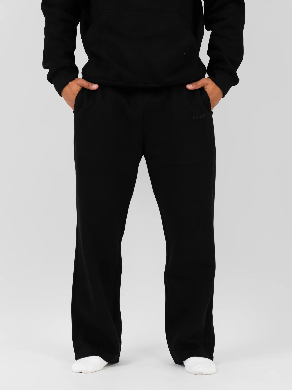 Signature Straight Leg Sweatpants