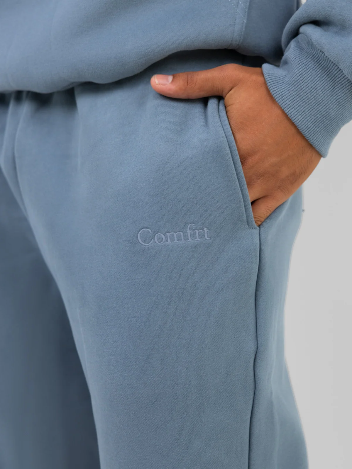 Signature Straight Leg Sweatpants