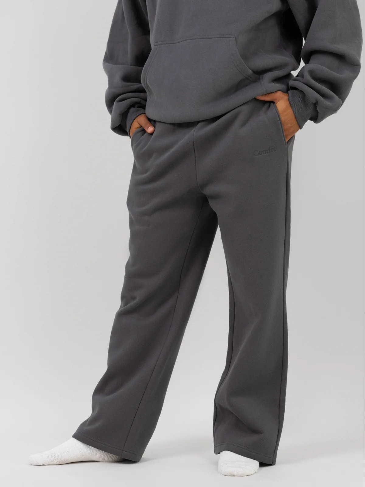 Signature Straight Leg Sweatpants