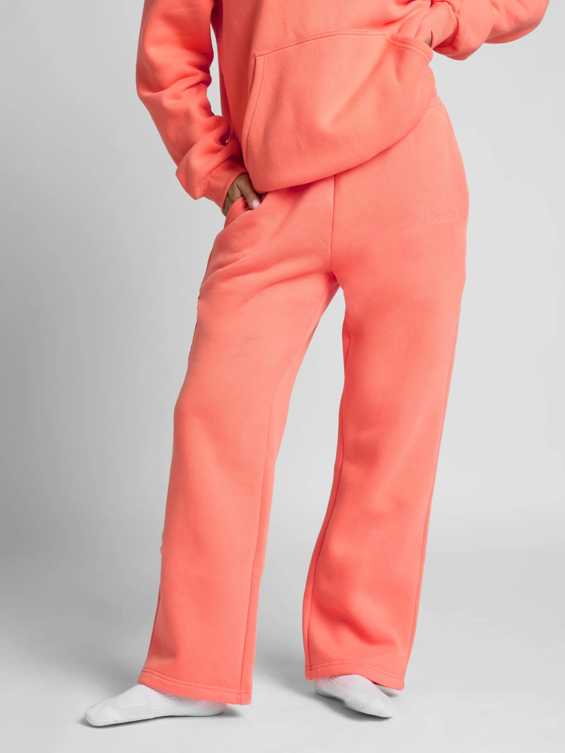 Signature Straight Leg Sweatpants