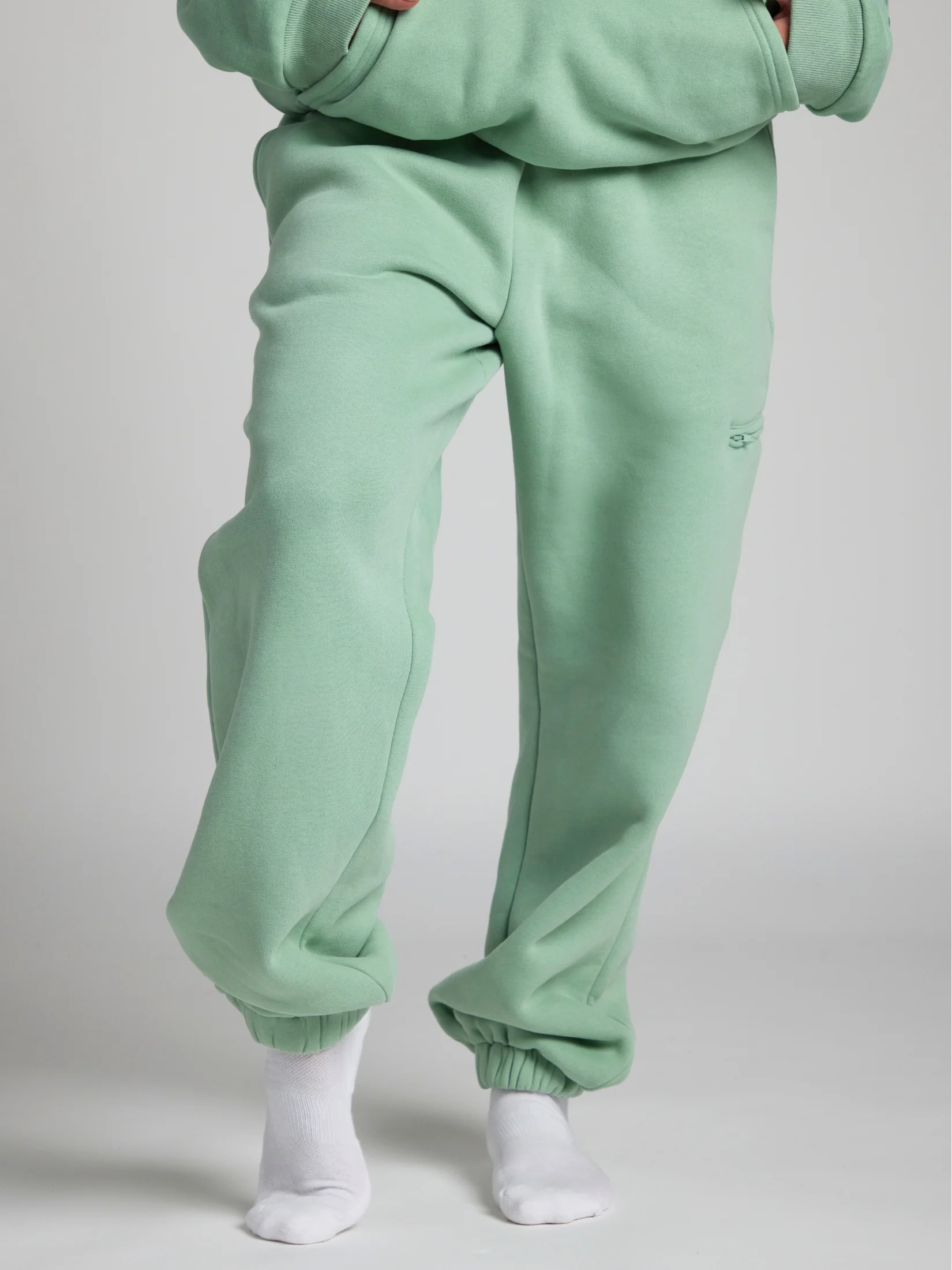 Airplane Mode Travel Sweatpants - Pre-Order 1 Airplane Mode Travel Sweatpants - Pre-Order