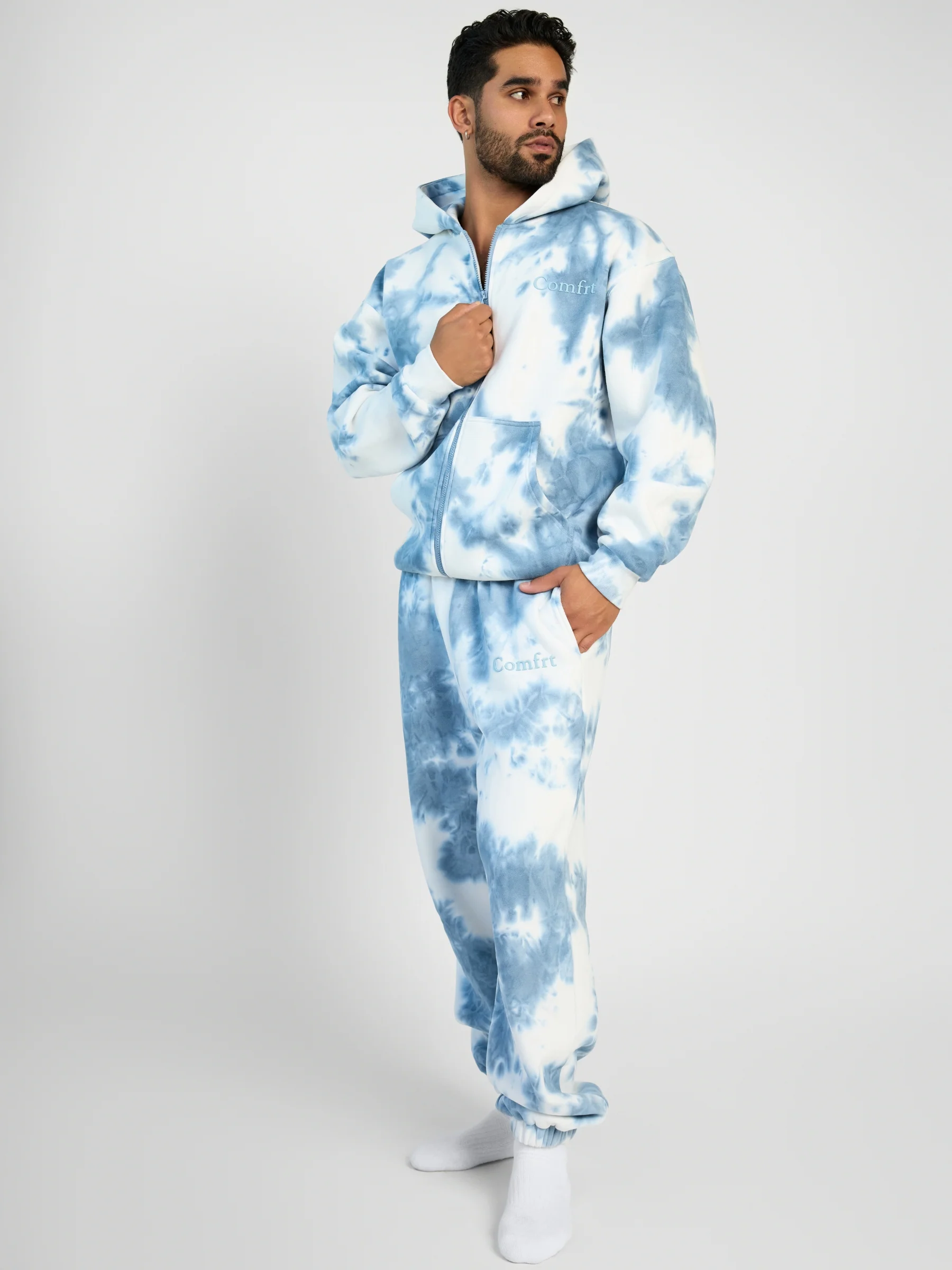 Minimalist Zip Hoodie - Pre-Order 2 Minimalist Zip Hoodie - Pre-Order
